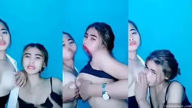 Dua ABG Lesbian Main Basah Saling Jilat Crot