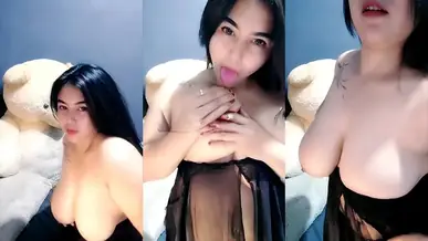 Shella Toket Gede Pasrah Putingnya Diisap Manja